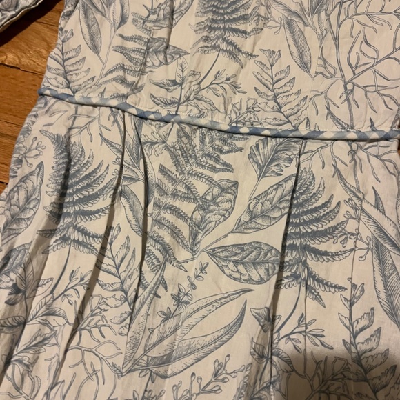 Blue and white cottage core maxi dress - Picture 3 of 7